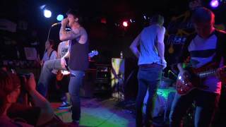 At The Skylines - Heart Of Gold (Live at Chain Reaction)