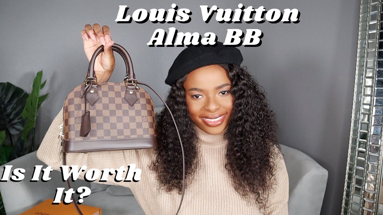 LOUIS VUITTON ALMA BB REVIEW 2022 WHAT FITS, PROS CONS DAMIER EBENE VS  MONOGRAM 