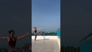 Yoga flow/ sunbath/ #yoga #yogaskills #dancer #yogapostures #corefitness