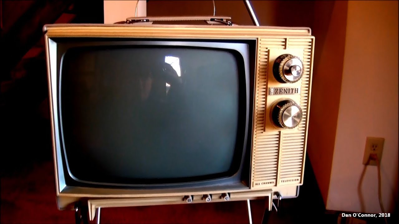 アンティークTV 1965 Zenith 12