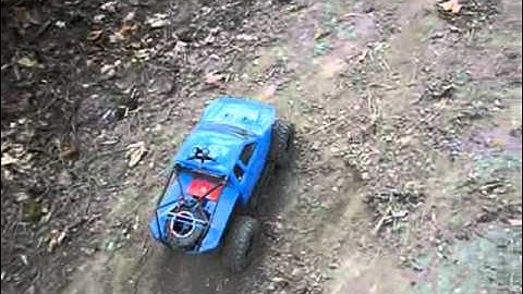 Axial SCX10 Dingo Converted to Honcho hill climb with 2.2s