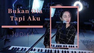 BUKAN DIA TAPI AKU (JUDIKA) - MICHELA THEA COVER