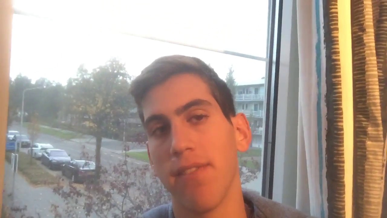 Boekvlog: De reis van de lege flessen - YouTube