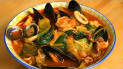 Spicy seafood and meat mixed noodle soup (Jjamppong: ì§¬ë½•) - Durasi: 16.15. 