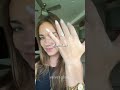 توقفي عن ارتداء الخواتم بطريقة خاطئة ما الذي يعنيه كل إصبع حق ا