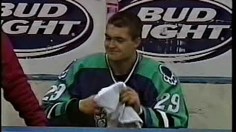 Darcy Hordichuk Vs Greg Walters 01.05.01