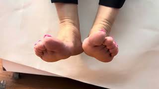 Size 6 sweaty Asian feet 4K