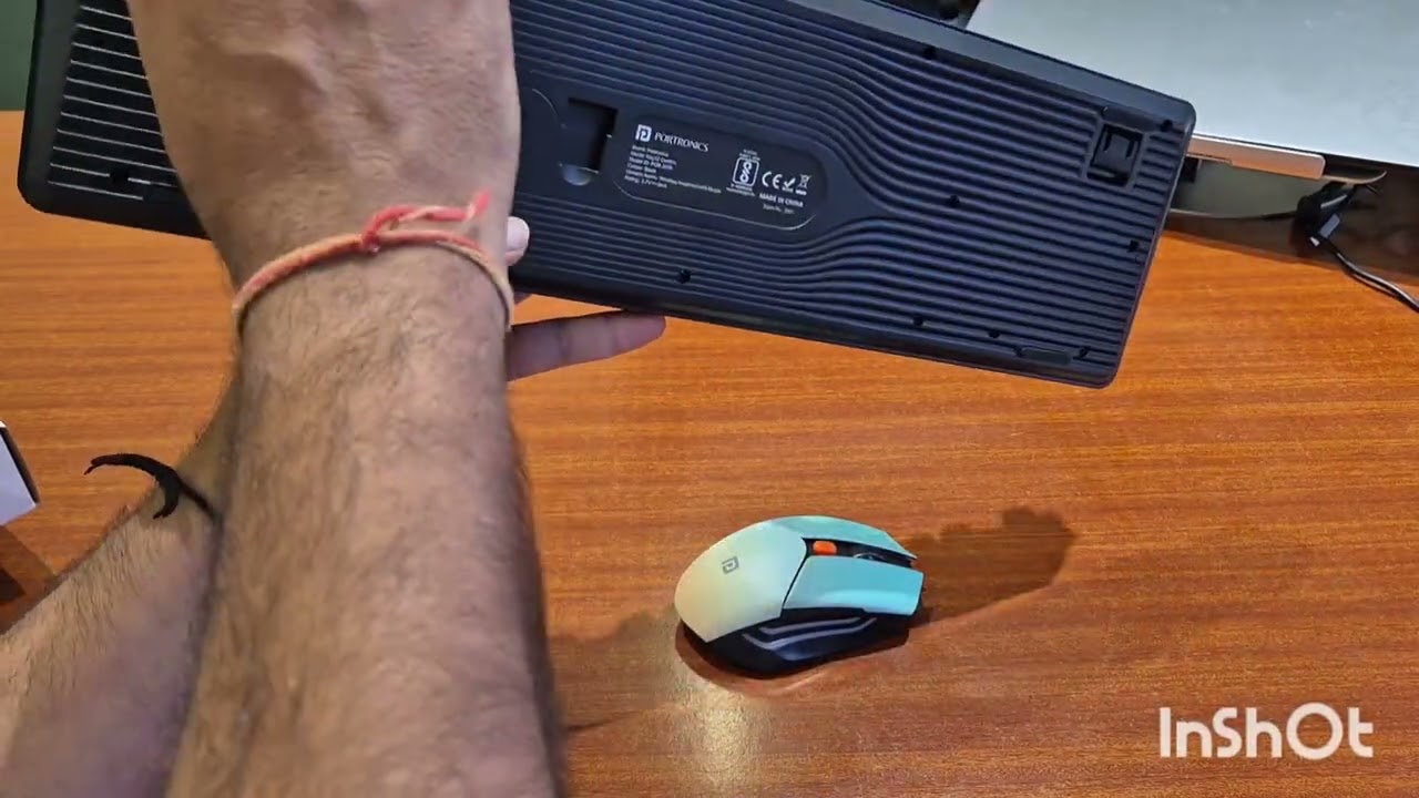 Распаковка комплекта беспроводной клавиатуры и мыши Portronics Key 12.