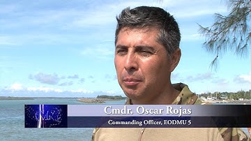 EODMU 5 Earns Gold Parachute Wings