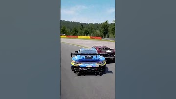 Porsche tried everything to keep the position… #simracing #assettocorsacompetizione #racing