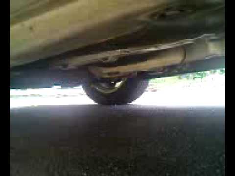 VW Jetta Loud Noise - YouTube