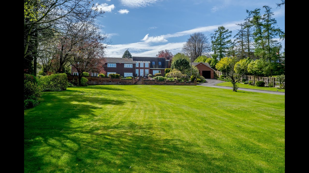 Wood Lane, Uttoxeter Fine & Country Staffordshire with Anita Adams