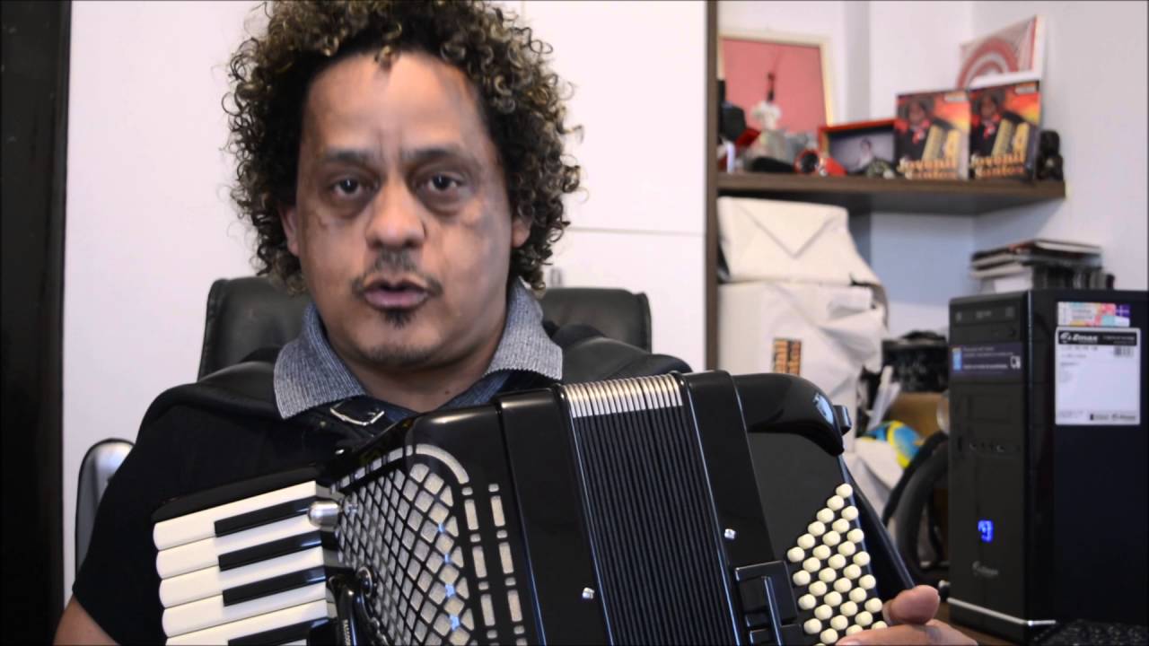 Video Aula Acordeon--Trem das doze.