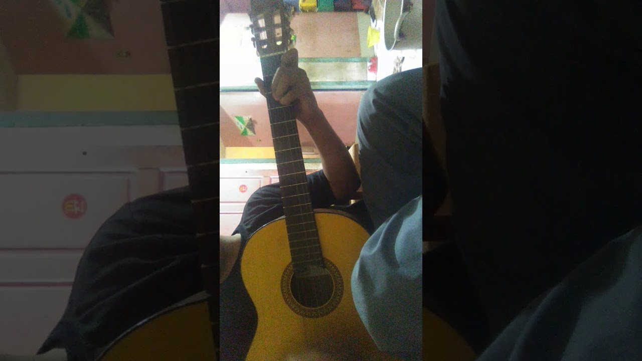 Seberkas sinar Nike Ardilla (cover) - YouTube