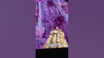 #李玉刚 2025.10.04 🍁李玉剛2025年幻·國潮世界巡迴演唱會“李玉剛老師一開嗓，我魂兒都沒了！這版《梨花頌》戲腔絕了✨ 懷疑他喉嚨裏藏了臺樂器！相當牛牛3微博