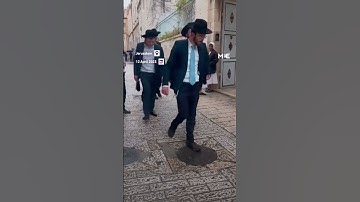 Thumbnail of Israeli settlers verbally abuse and spit at Christian nuns in Jerusalem