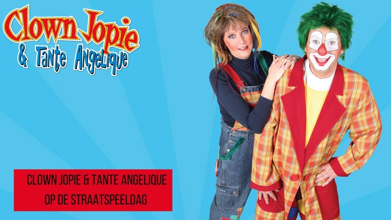 Clown Jopie & Tante Angelique op de Straatspeeldag