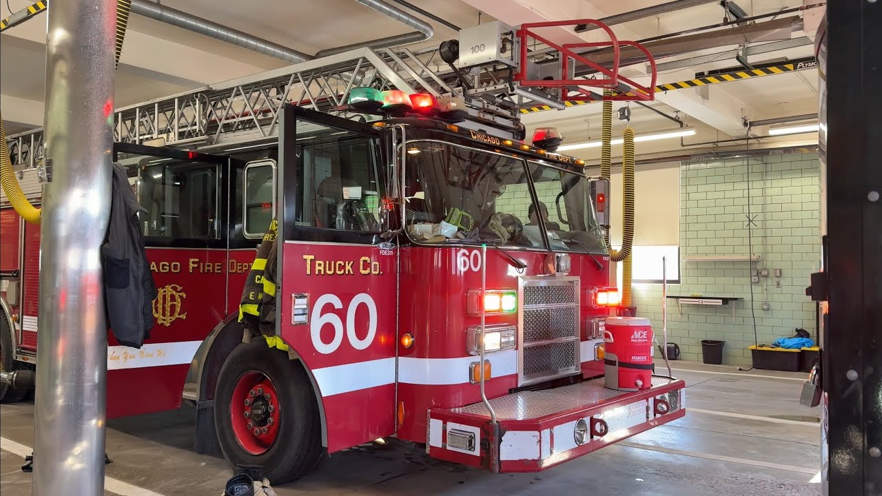 Chicago fire dept Ambulance 12 Engine 32 Truck 60 - YouTube