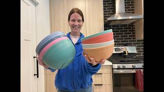 Check out these colorful cereal bowls! Details inside!