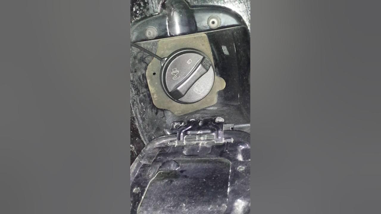 2005 saturn vue P0455 - YouTube