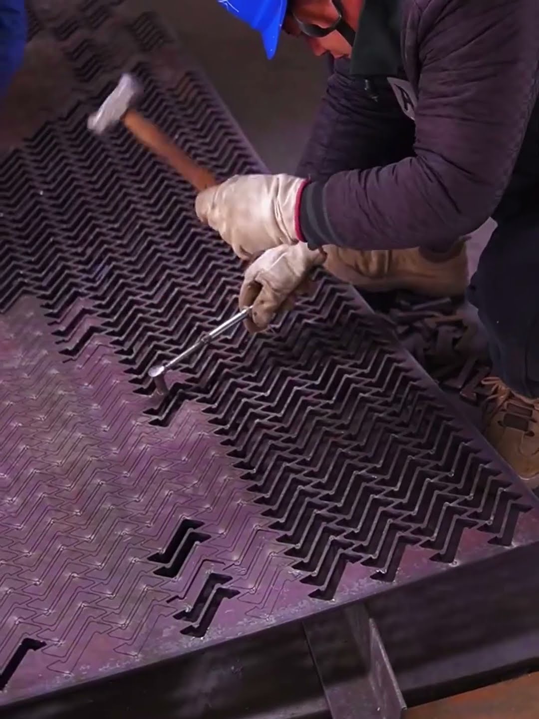 Laser cutting seamless separation process