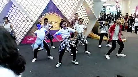 Video 20181220085210437 by videoshow