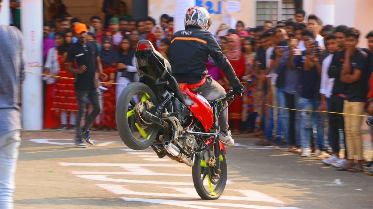 funny bike stunt kerala