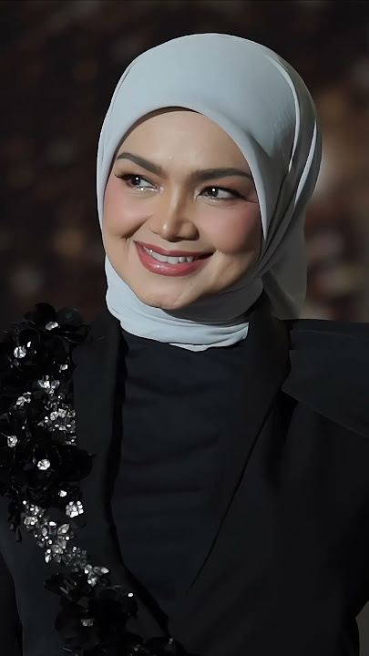 Penyanyi Lagenda SRC Dato' Sri Siti Nurhaliza #sitinurhaliza  #suriarecords