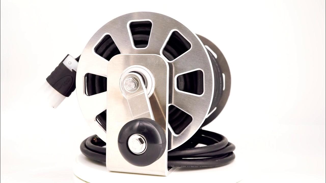 Badass Reels 8 Slot Mini Extension Cord Reel - YouTube