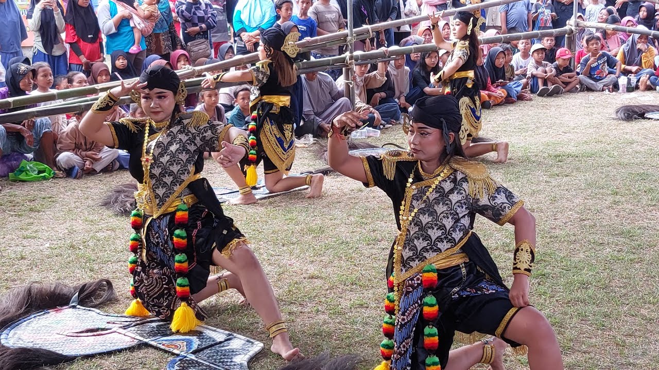 JATHILAN KREASI PUTRI TURONGGO MUDHO MANUNGGAL LEMAHBANG