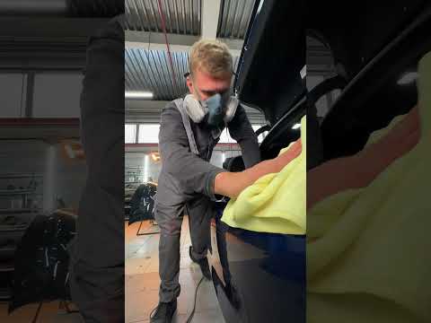 Полировка заднего бампера BMW 330i