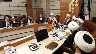 Diyanet İşleri Başkanı Görmez, Kum Şehrinde Uluslararası El Mustafa Üniversitesini Ziyaret Etti