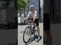 【イケてる!?信号の待ち方】サイクリストの画になる所作!【ロードバイク 自転車】#shorts