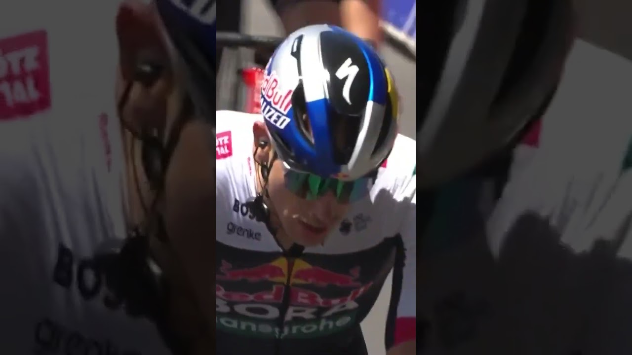 Sam Welsford kicks off 2025 winning the first WorldTour race of the season at the Tour Down Under! 👏