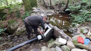 North Wales 1.5kw Hydroelectric System Part 4  Installing The  Coanda Screen Intake