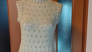 ノースリーブのニットを裏メリヤスで編みました。