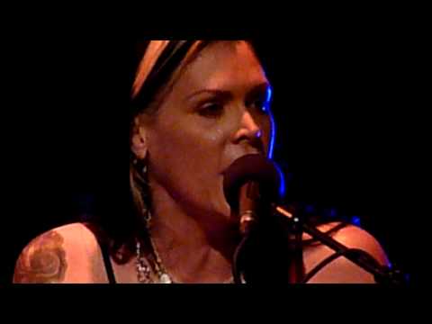 Beth Hart - Stinky Feet