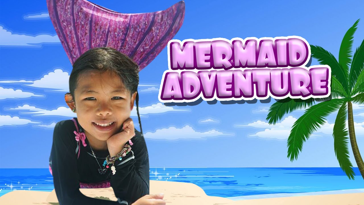 Kyndra's Mermaid Adventure in the Hawaiian Ocean with her Fin Fun Mermaid Tail