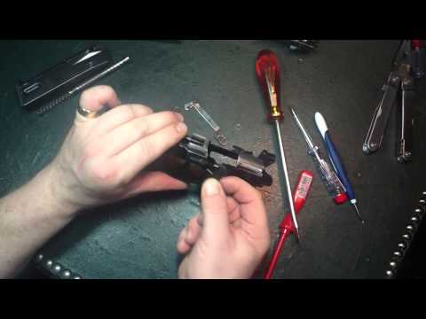 Beretta 92FS zerlegen und reinigen (Complete Disassembly and Reassembly), deutsch