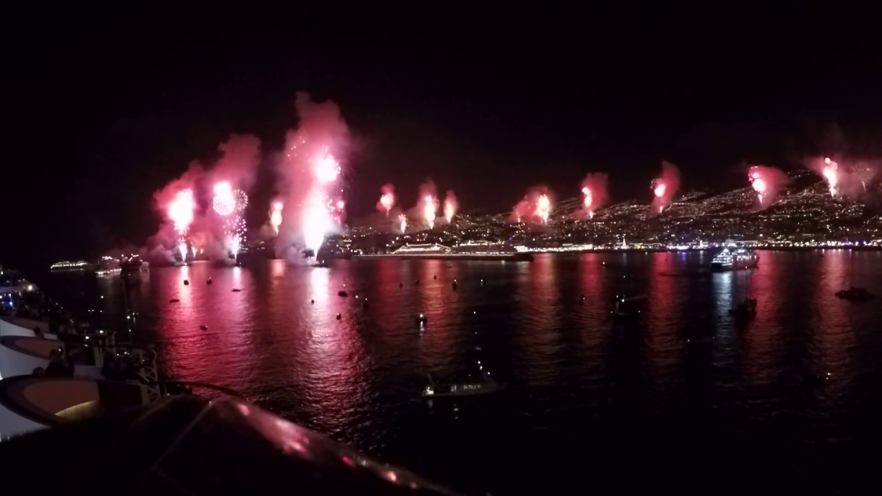 Madeira Silvester Feuerwerk 20172018 Von Mein Schiff 2 Madeira Fireworks 20172018