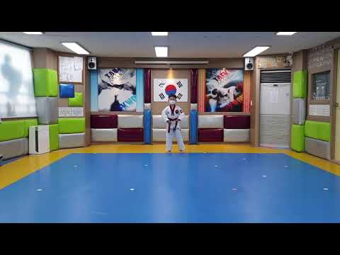 강철태권도/초등부/음악품새/장윤재/태극4장