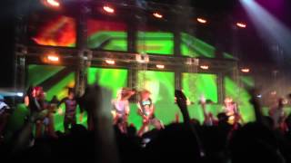 Steve Aoki & LMFAO playing Tiesto, Steve Aoki - Tornade @ ageHa 10th ANNIVERSARY 2012.11.10