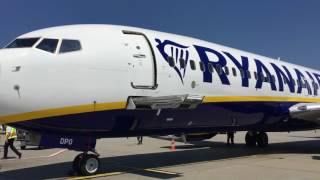 Boeing 737 Front Door Open And Stairs Deployment #boeing