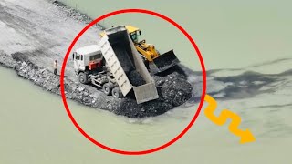 Good Action ! Bulldozer Santui Pushing Dirt , Equipment Skill Move New Road Dump Trucks into Water