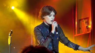 (HD) Florence And The Machine - Rabbit Heart (raise it up) @ The Creators Project (10/15/2011)