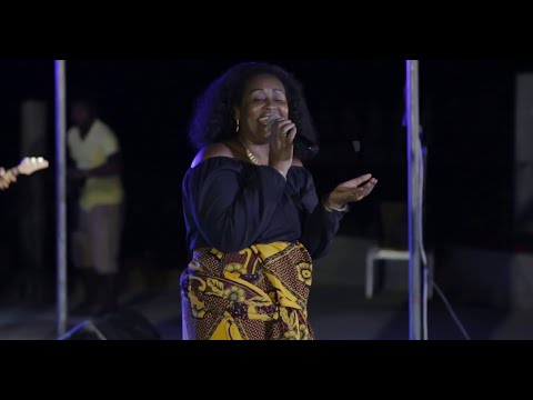 NINIE DONIAH - LA REINE DU SALEGY LIVE FESTI MUSIC 2021(NEW GASY)