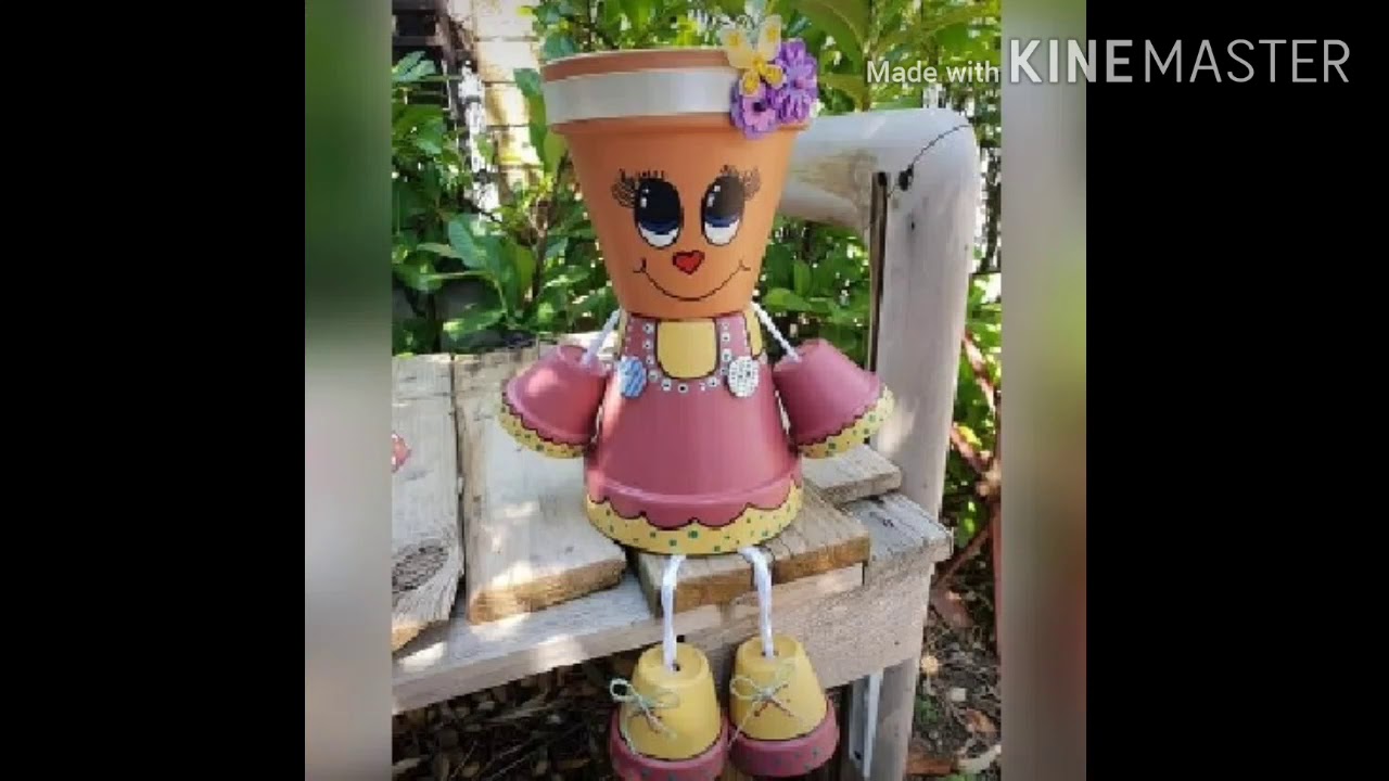 Muñecos hechos con maceteros