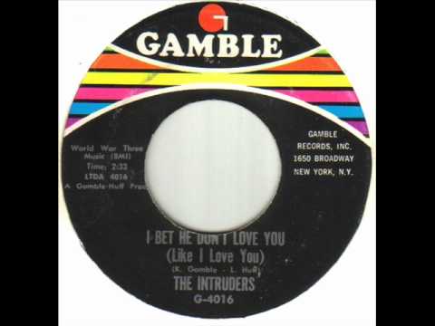 The Intruders - I Bet He Don't Love You (like I Love You).wmv