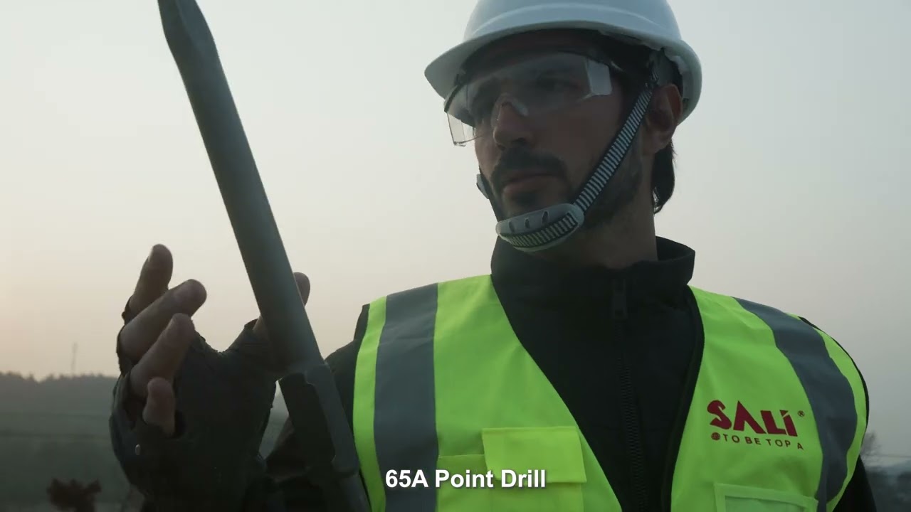 𝐒𝐀𝐋𝐈 𝐃𝐞𝐦𝐨𝐥𝐢𝐭𝐢𝐨𝐧 𝐇𝐚𝐦𝐦𝐞𝐫 + 𝟔𝟓𝐀 𝐏𝐨𝐢𝐧𝐭 𝐂𝐡𝐢𝐬𝐞𝐥 / 𝐅𝐥𝐚𝐭 𝐂𝐡𝐢𝐬𝐞𝐥 is built for high-efficiency demolition