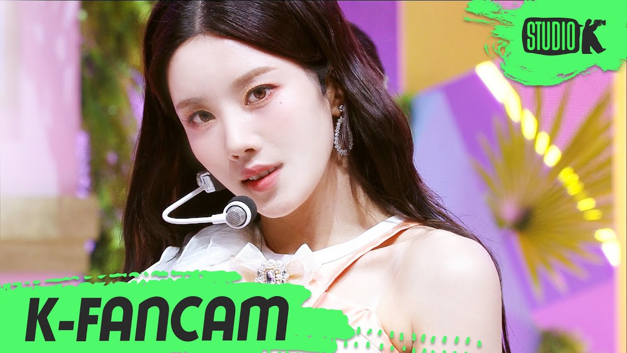 ウンビ「환상동화」公式Fancamのサムネイル